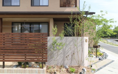 倉敷市｜自然素材の心地よい外構