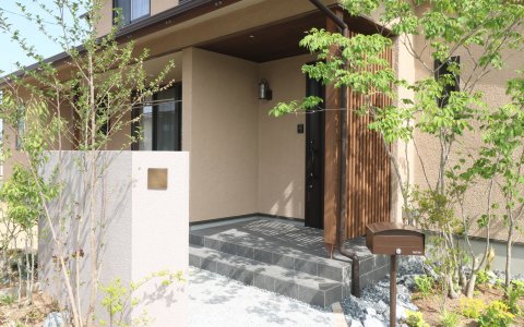 倉敷市｜自然素材の心地よい外構