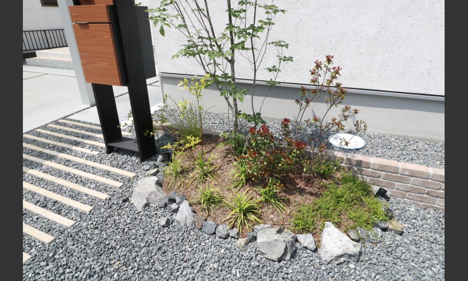 倉敷市｜シンプルボーダーアプローチ