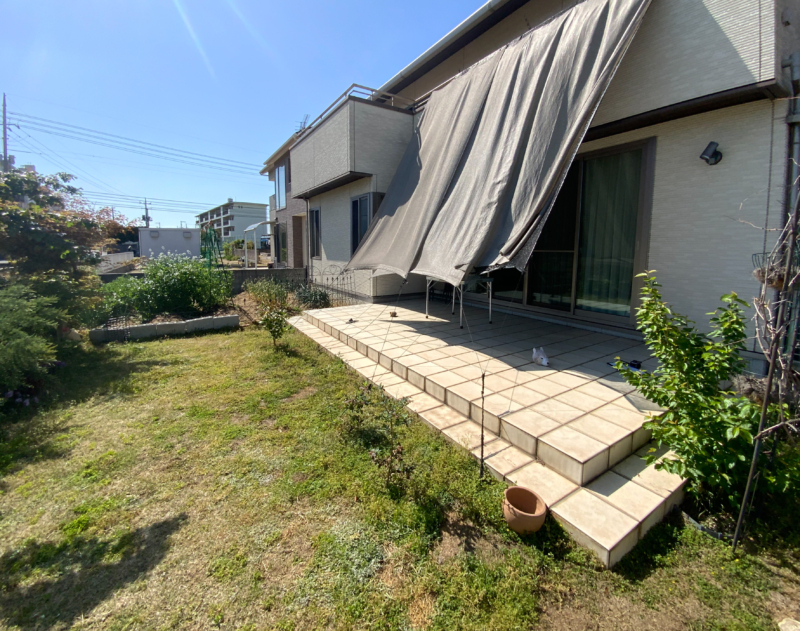 倉敷市｜日除けと芝で機能的な庭リフォーム