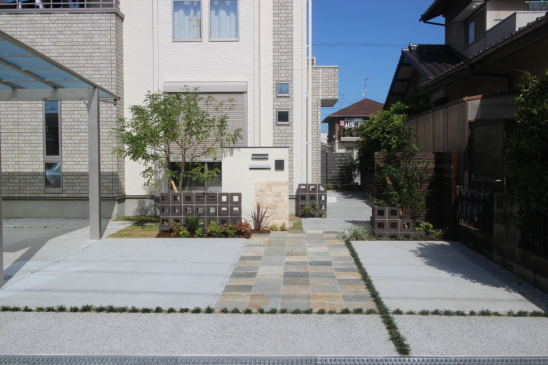 倉敷市｜穴あきブロックでデザインした外構