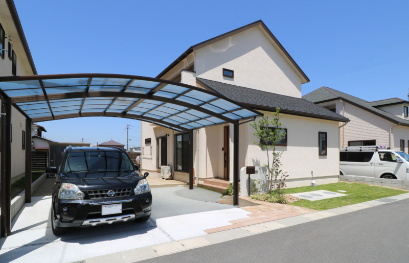 倉敷市｜コンクリート枕木と石のアプローチ
