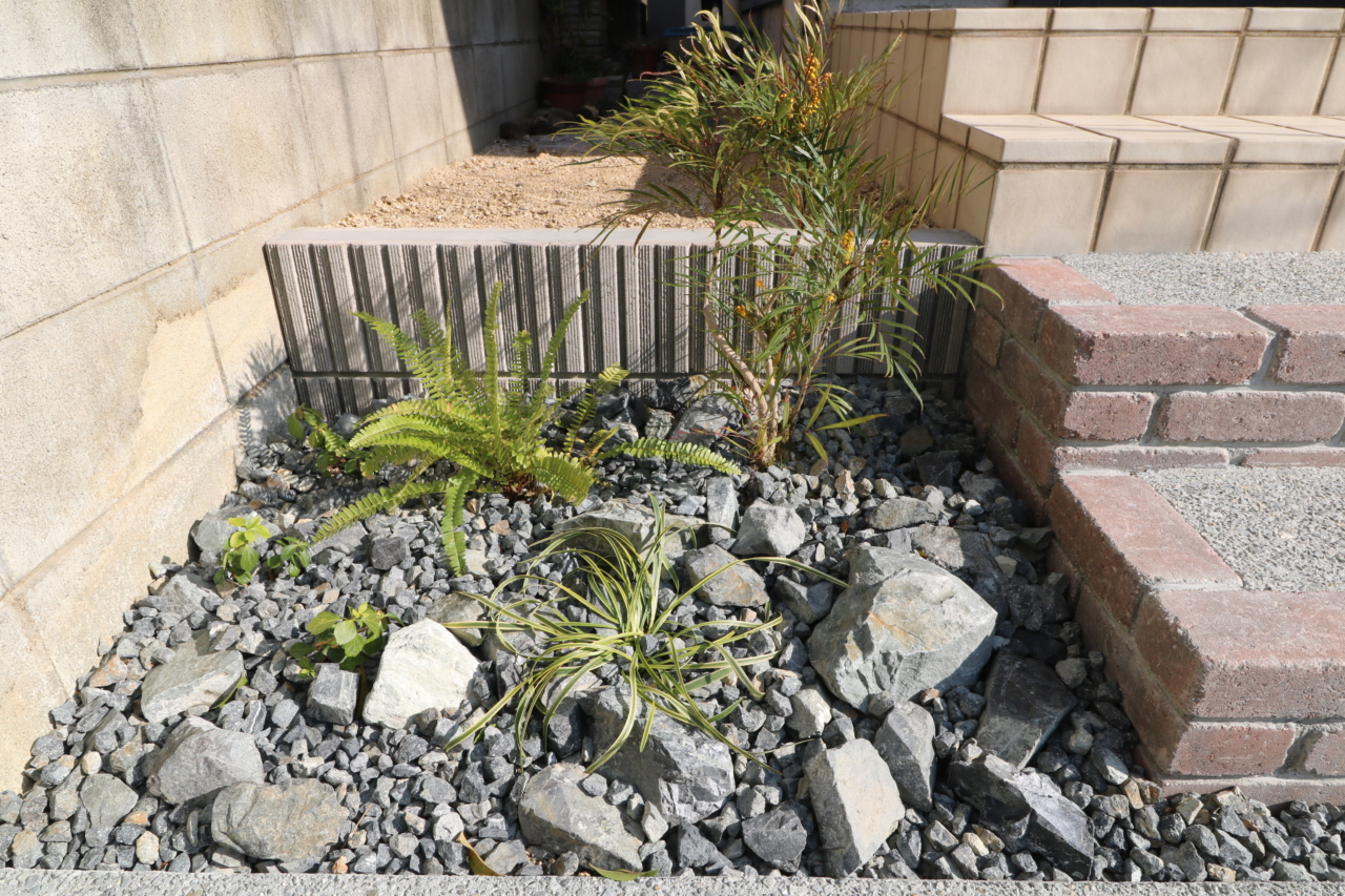 倉敷市｜植栽彩るシンプルエクステリア