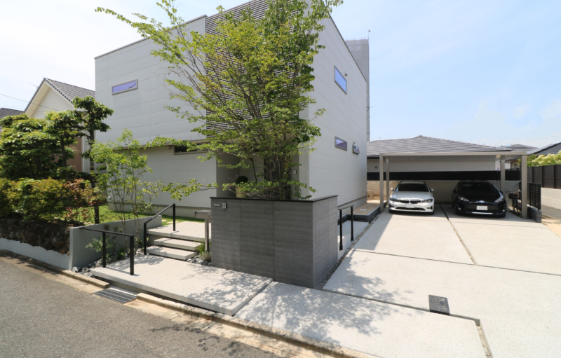 倉敷市｜植栽が彩るスタイリッシュ外構