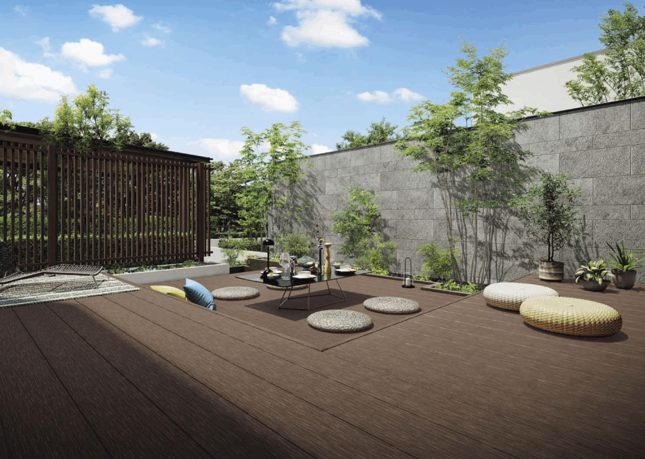 倉敷の外構屋のYKKのウッドデッキ、リウッドデッキ