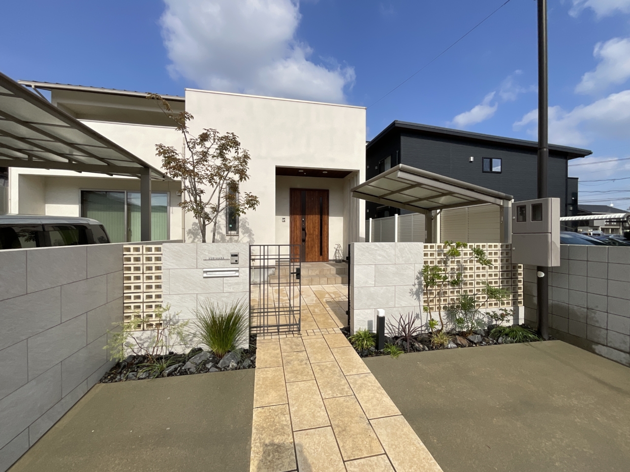 岡山市　植栽　メンテナンス　施工前