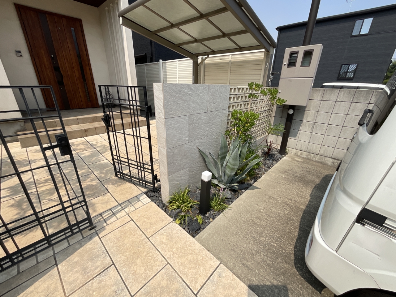 岡山市　植栽　メンテナンス　施工前